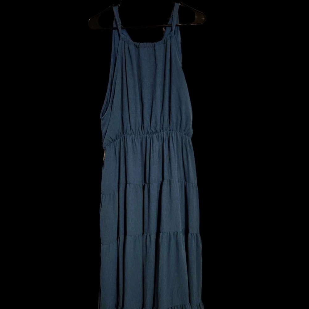 Sleeveless maxi dress